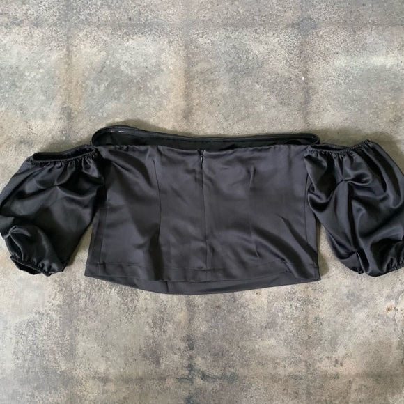 Nwt urban outfitters off the shoulder blouse m - Picture 8 of 8